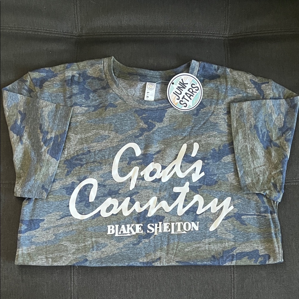 Blake Shelton God’s Country TShirt - Women's Camo Blue Short Sleeve Tee Small